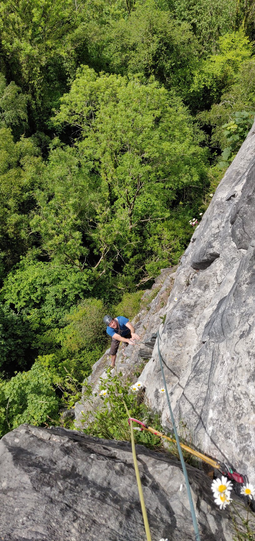 Learn to lead rock climbing course Learn to lead rock climbing course